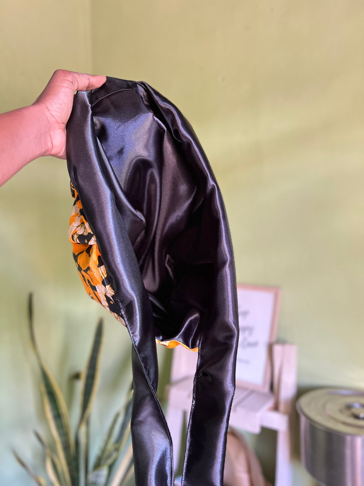 Satin bonnet (Adjustable)