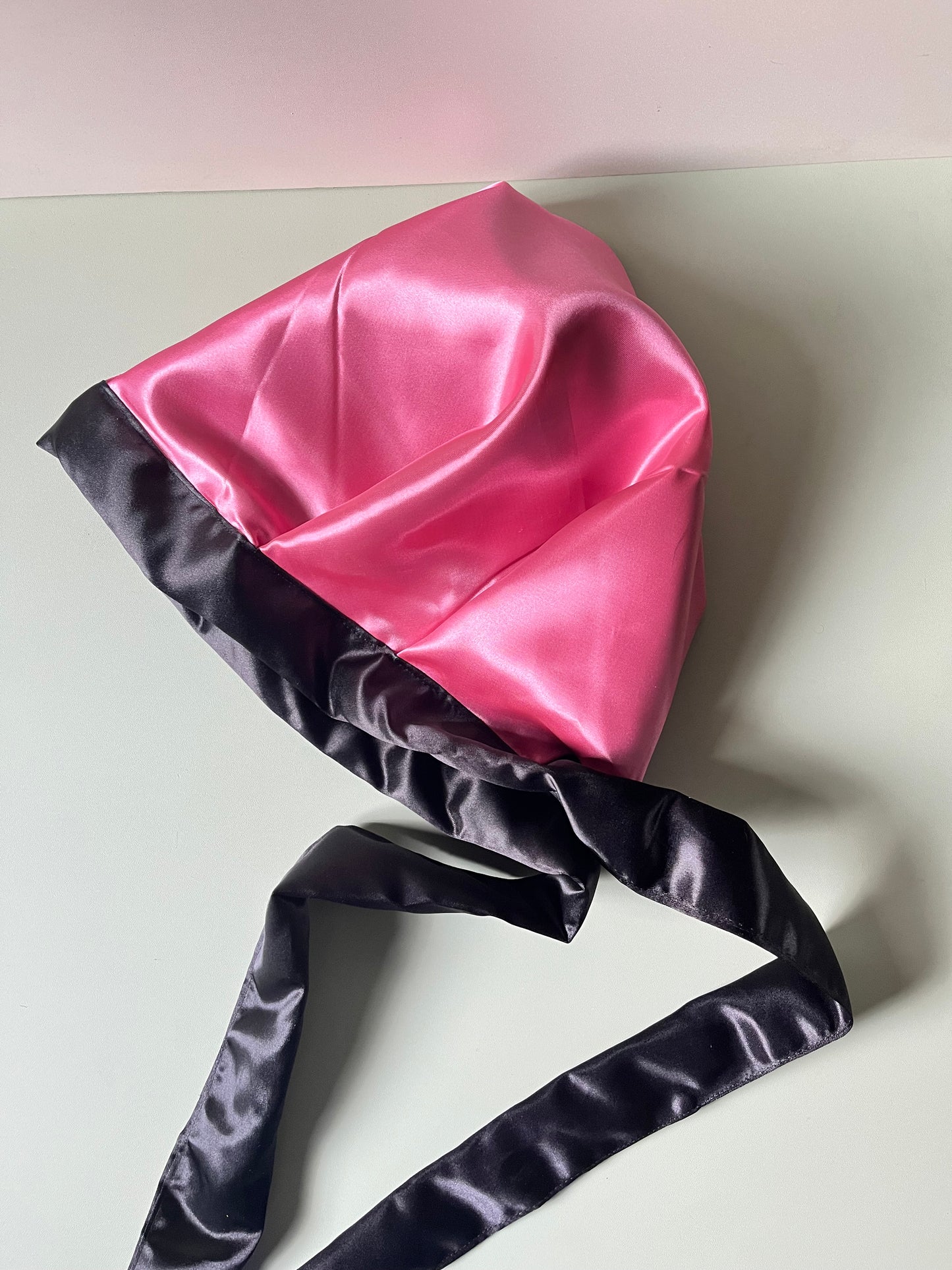 Satin bonnet